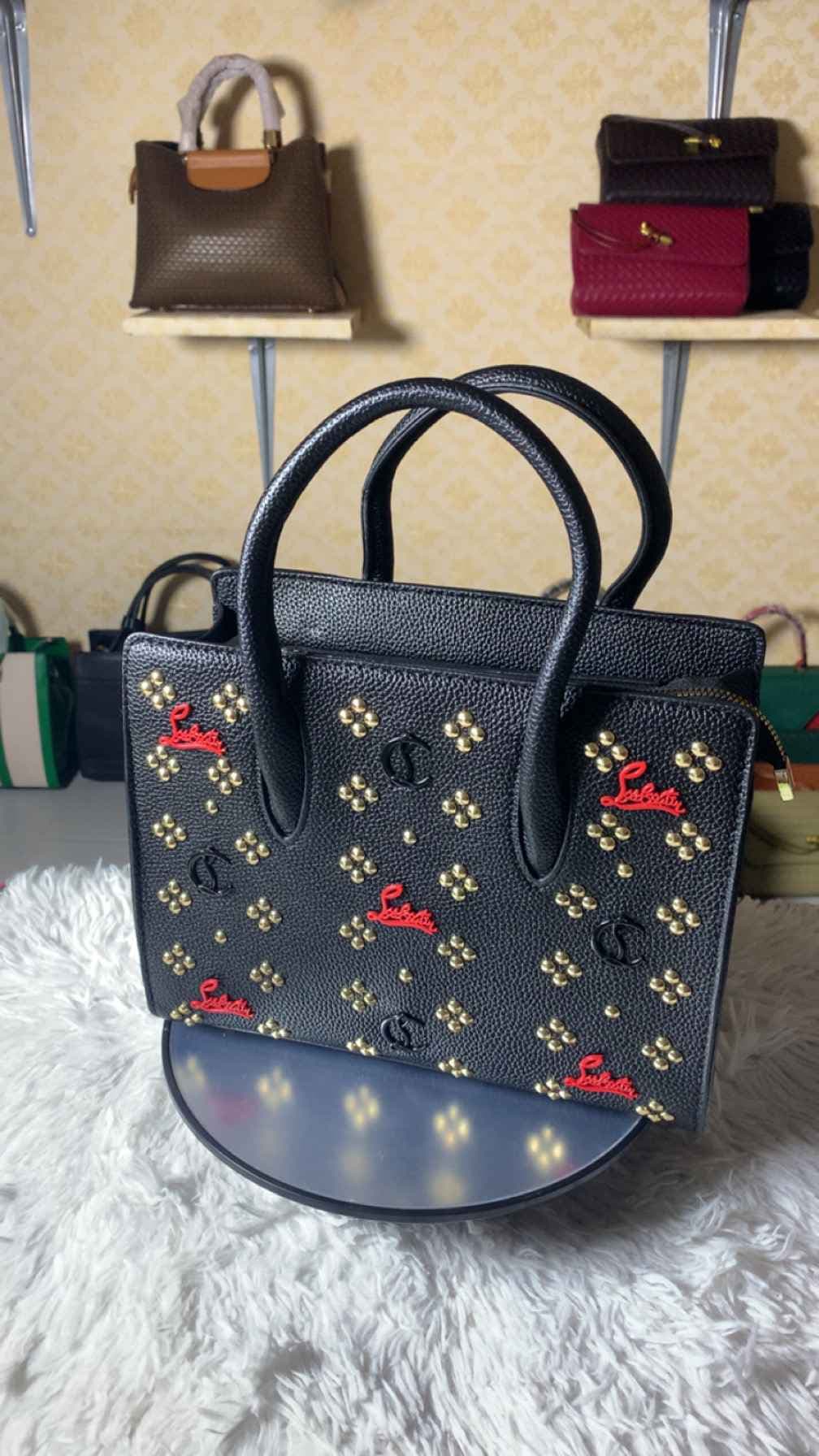 Sac Louboutin