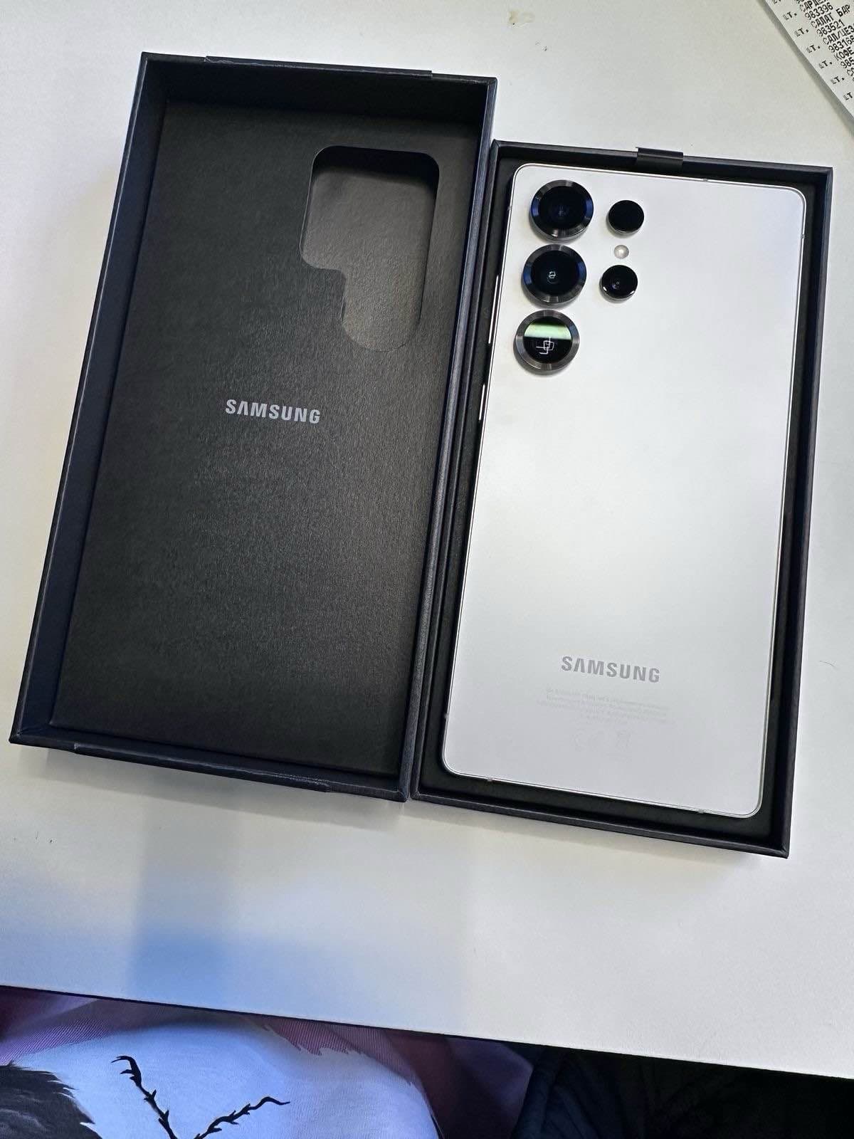 Samsung galaxy S25 Ultra 512gb 16gb ram