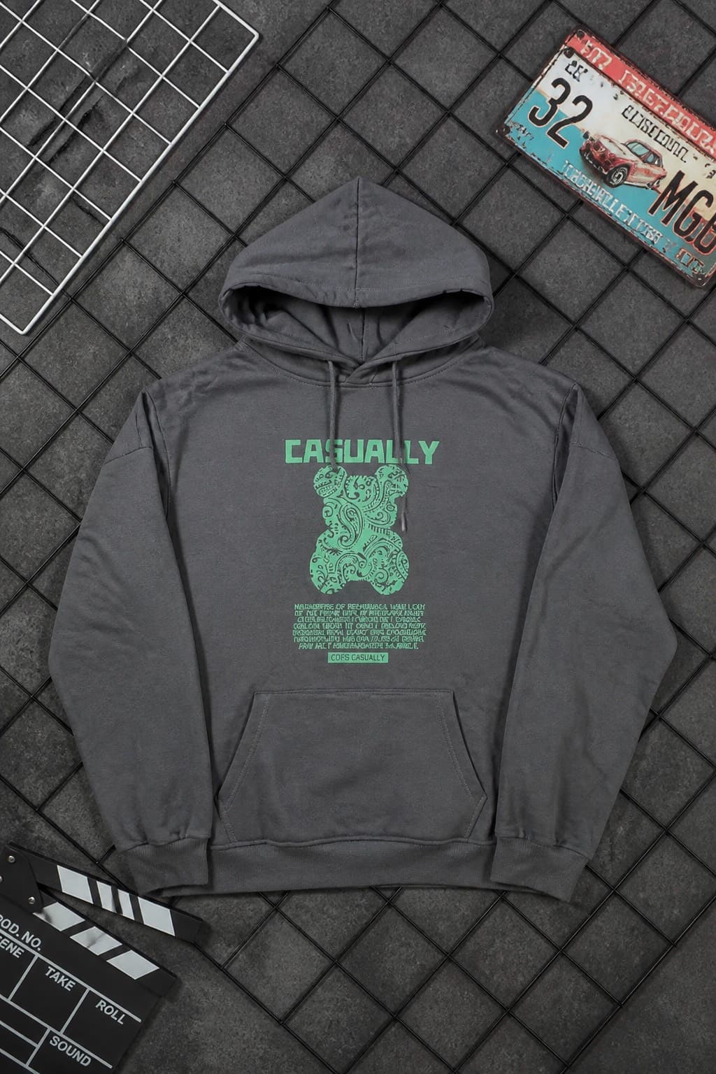 pull-over gris