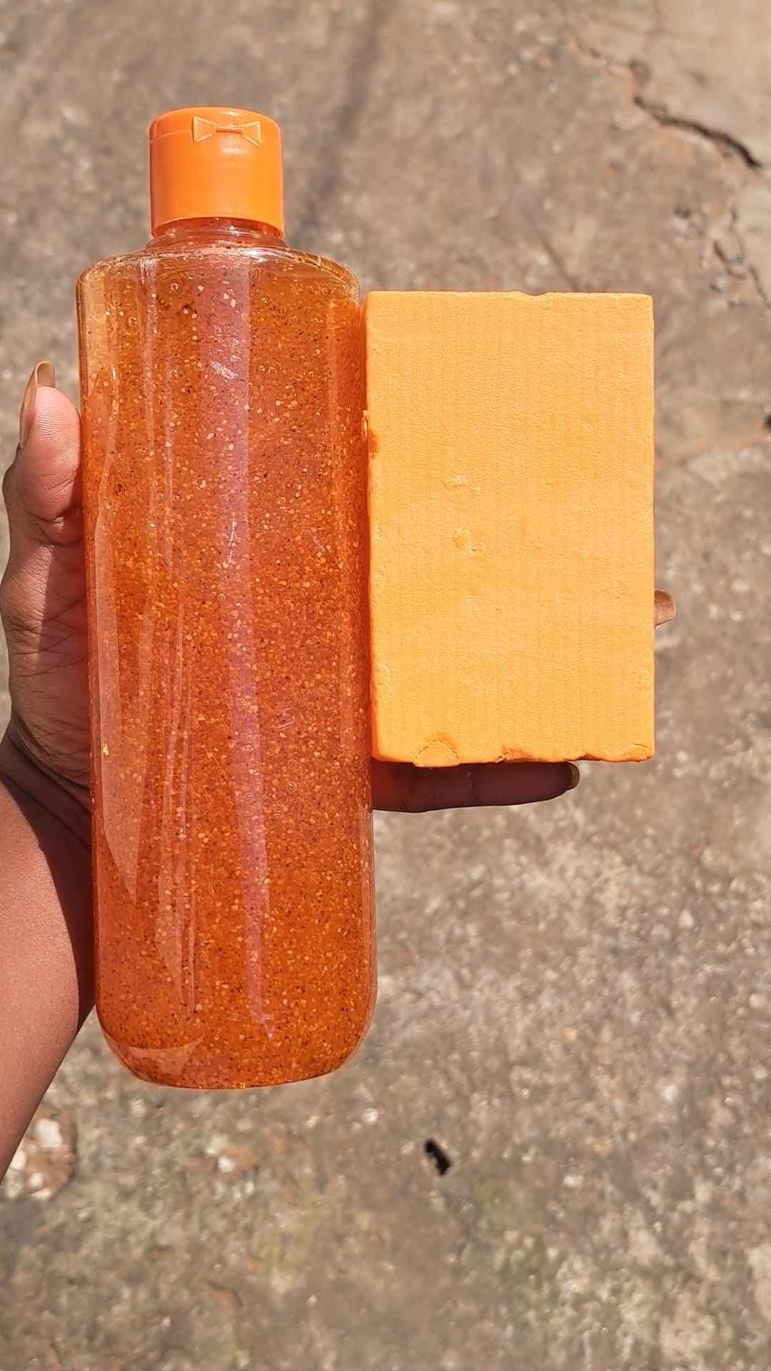 Savon Curcuma GAMME ÉCLAT IVÉLYA