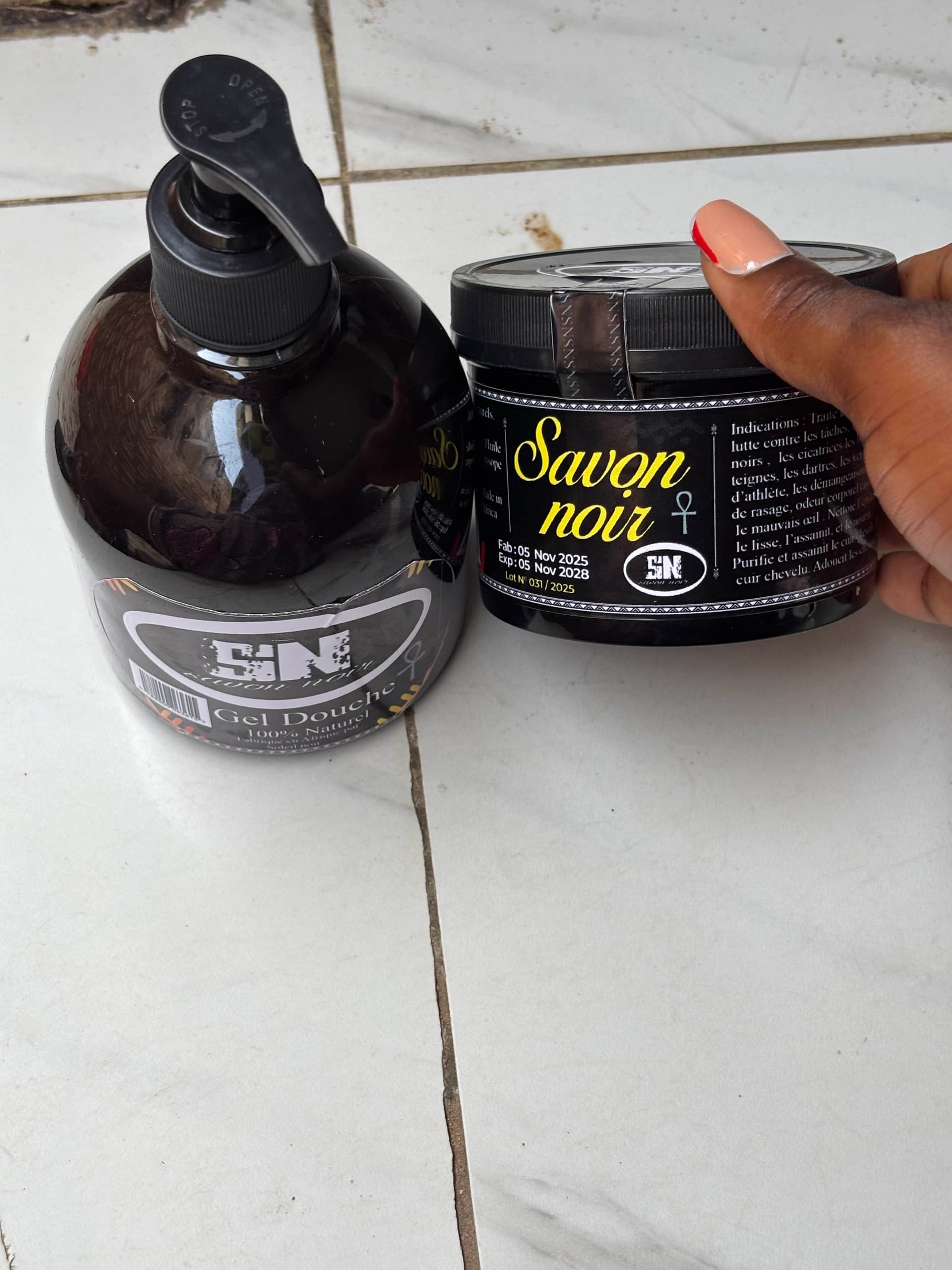 Kit de savons noirs de Royal Cosmétique