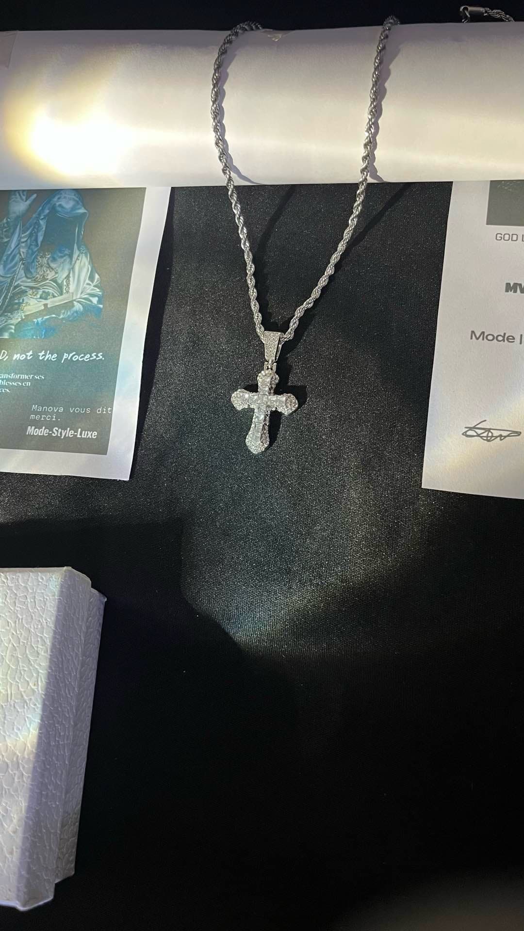 MANOVA~ Chaîne Ice Cross