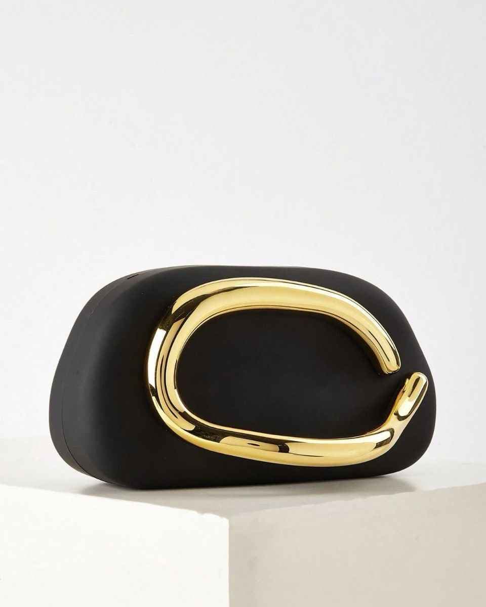pochette curvy