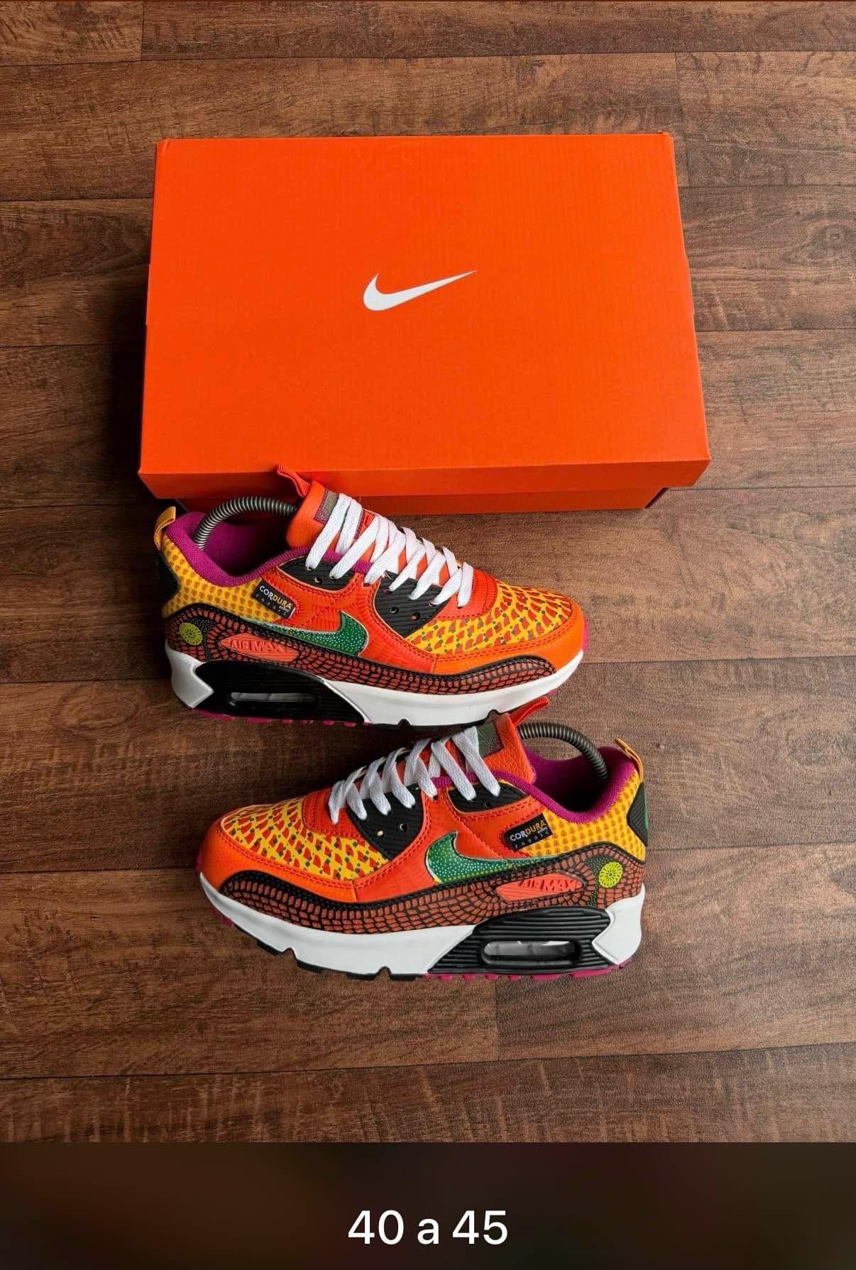 Nike Air Max 90 (version Cordura / colorée)