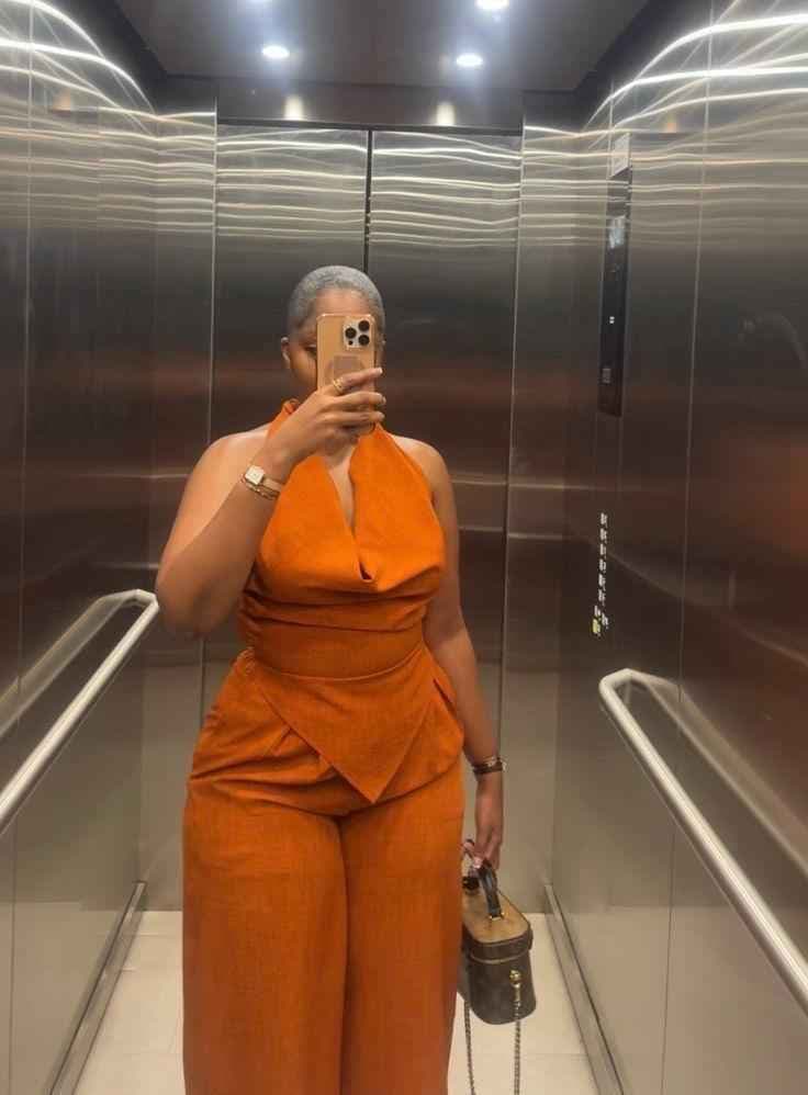 Ens. pantalon + dos nu 2