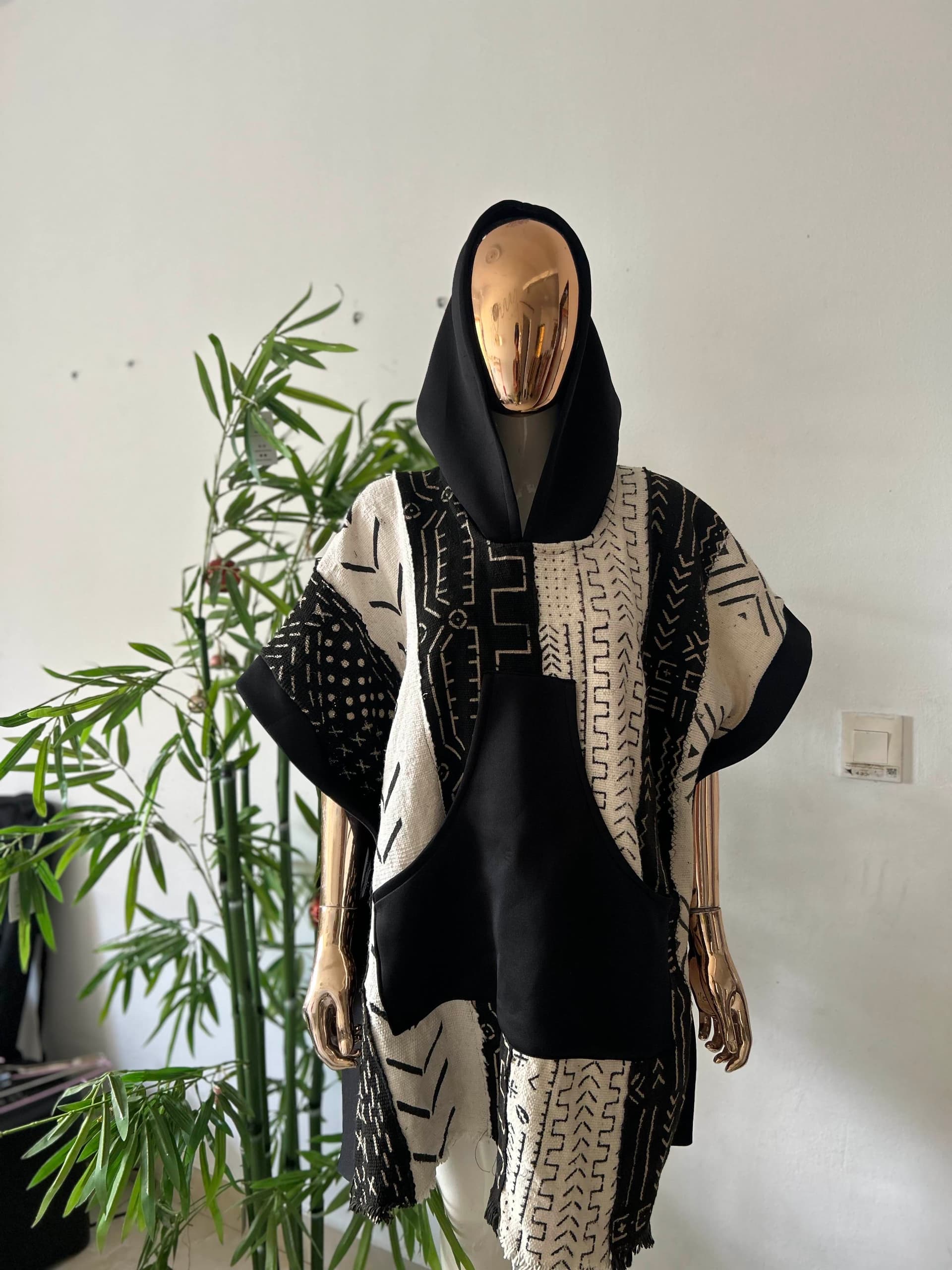 Hero ( Poncho)