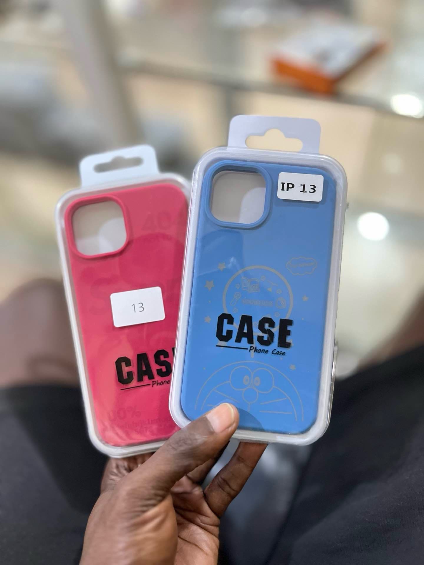 coque de iPhone 13 14 simple