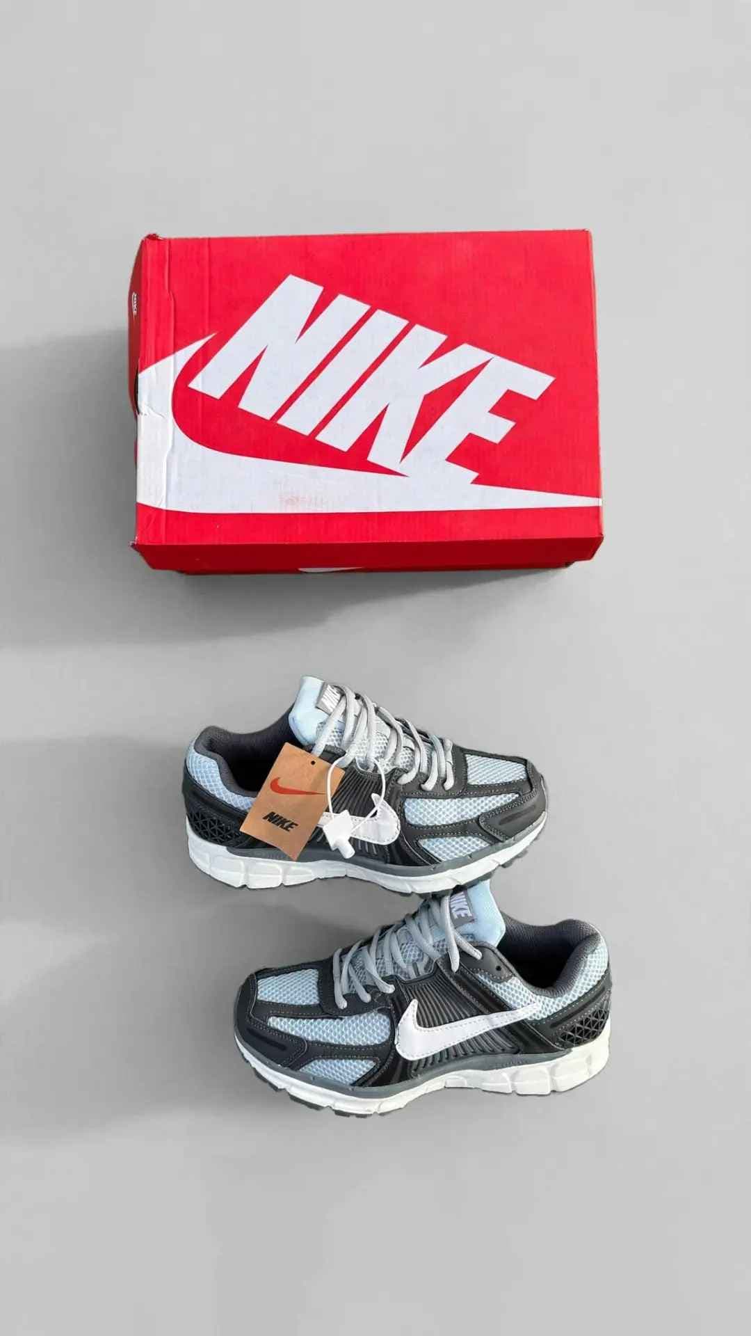 Nike Vomero V5