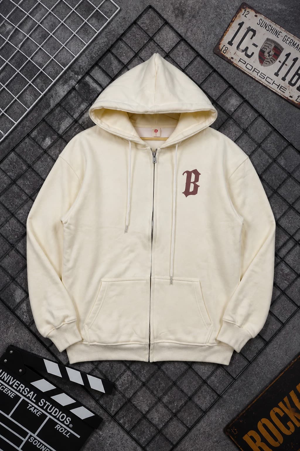 pull-over beige ( jaune claire )