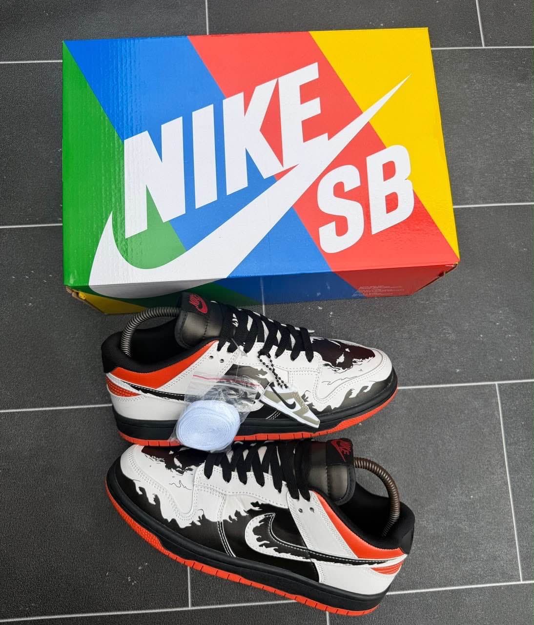 NIKE SB
