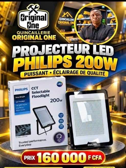 projecteur led Philips 200w