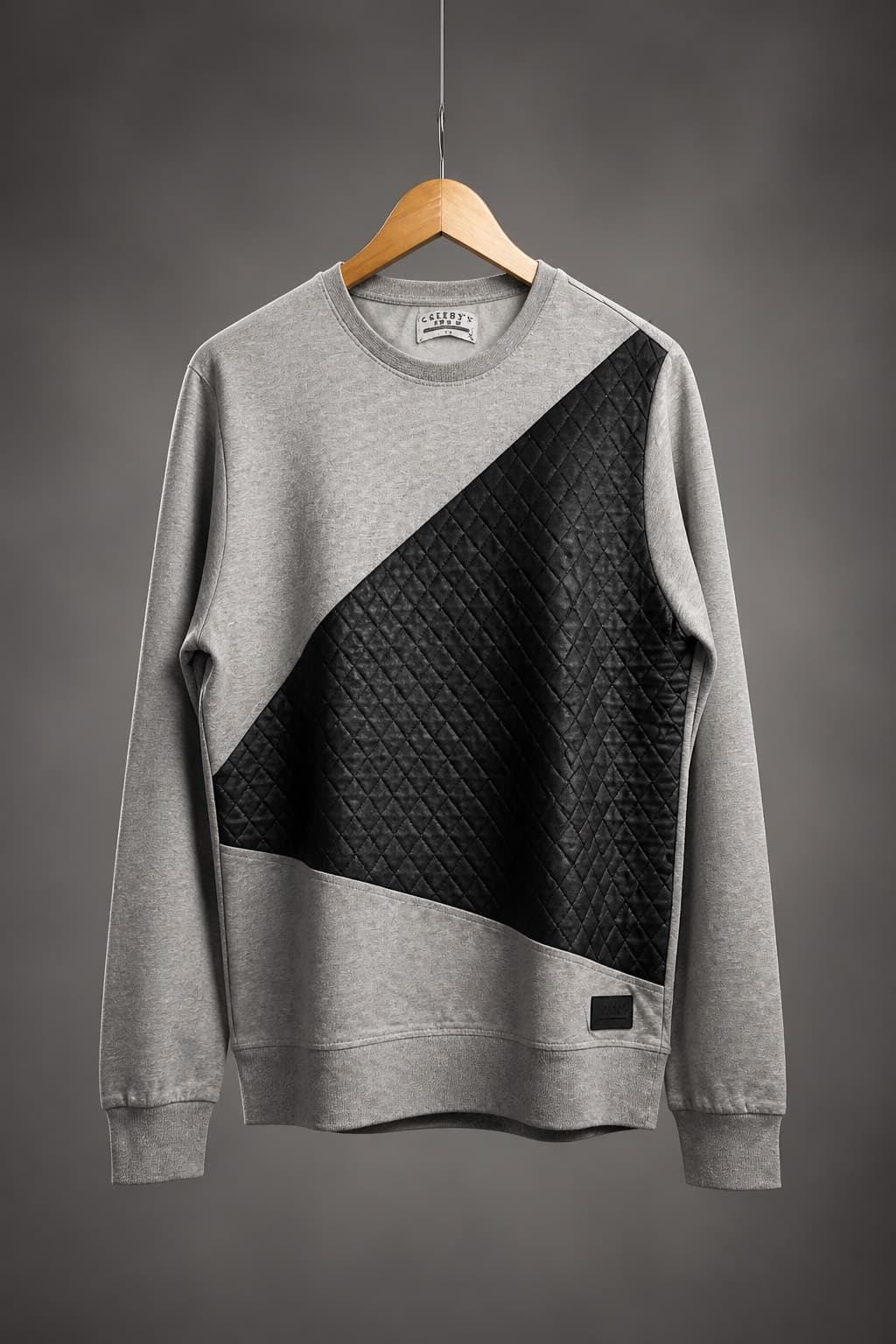 pull-over gris noir