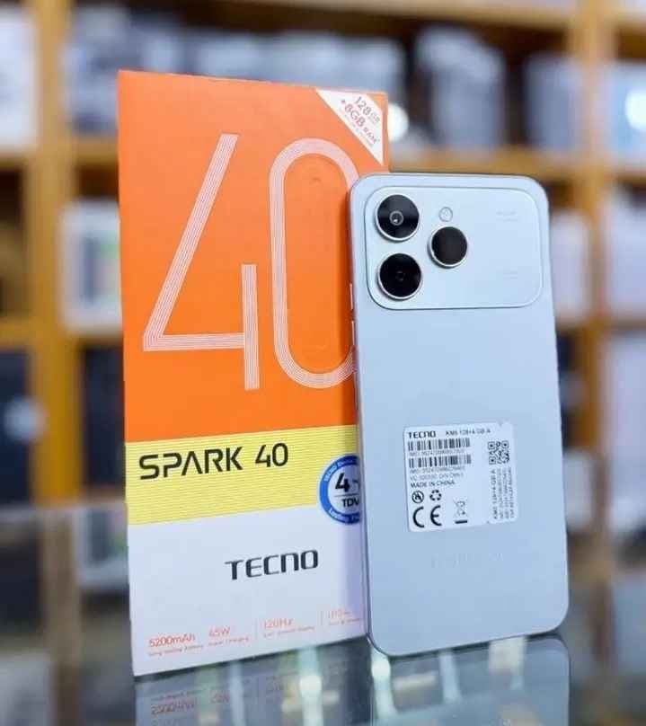 Tecno spark 40