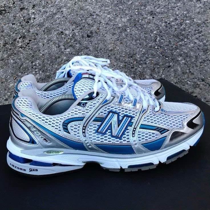 NEW BALANCE
