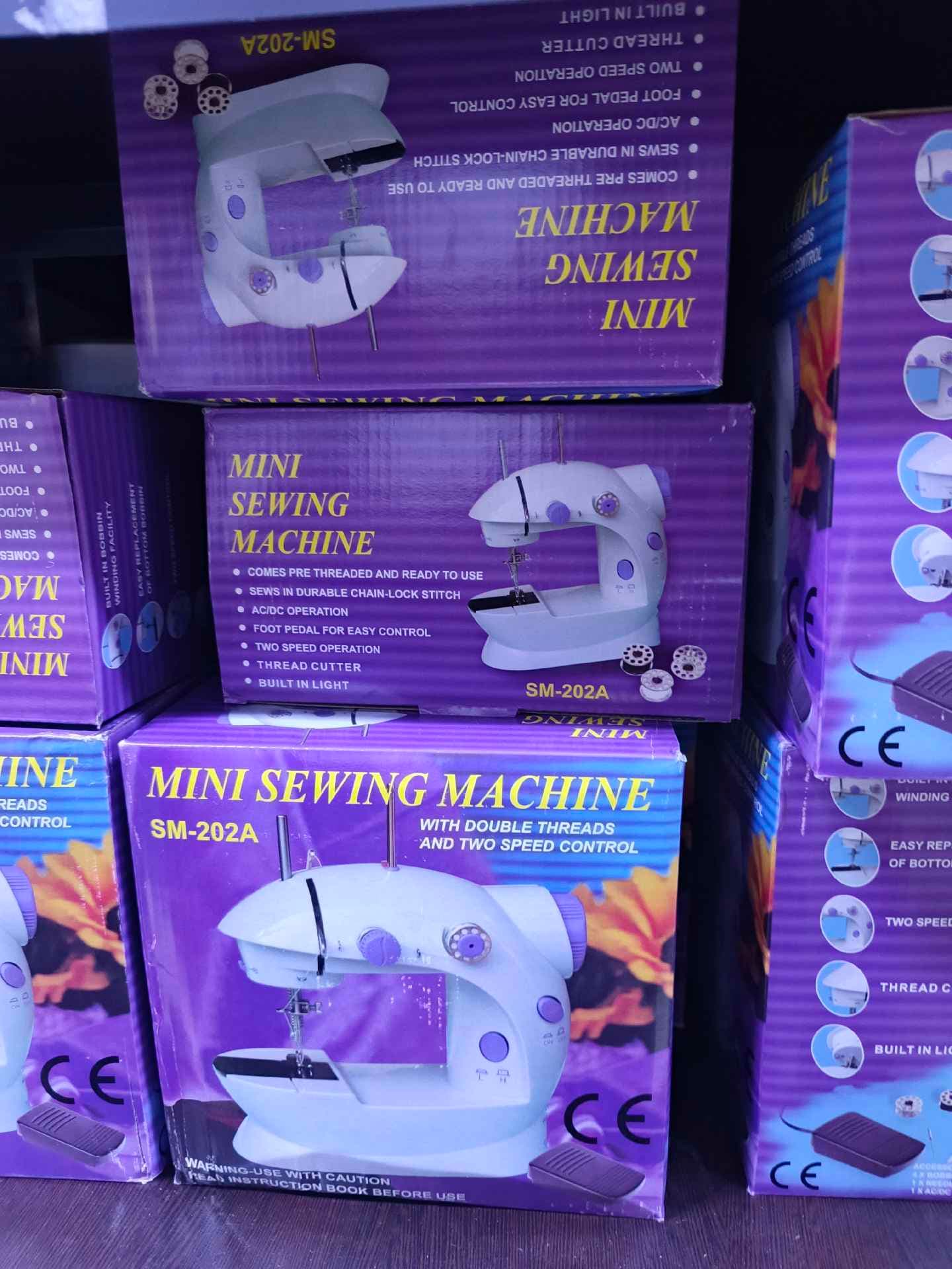 mini machines à coudre