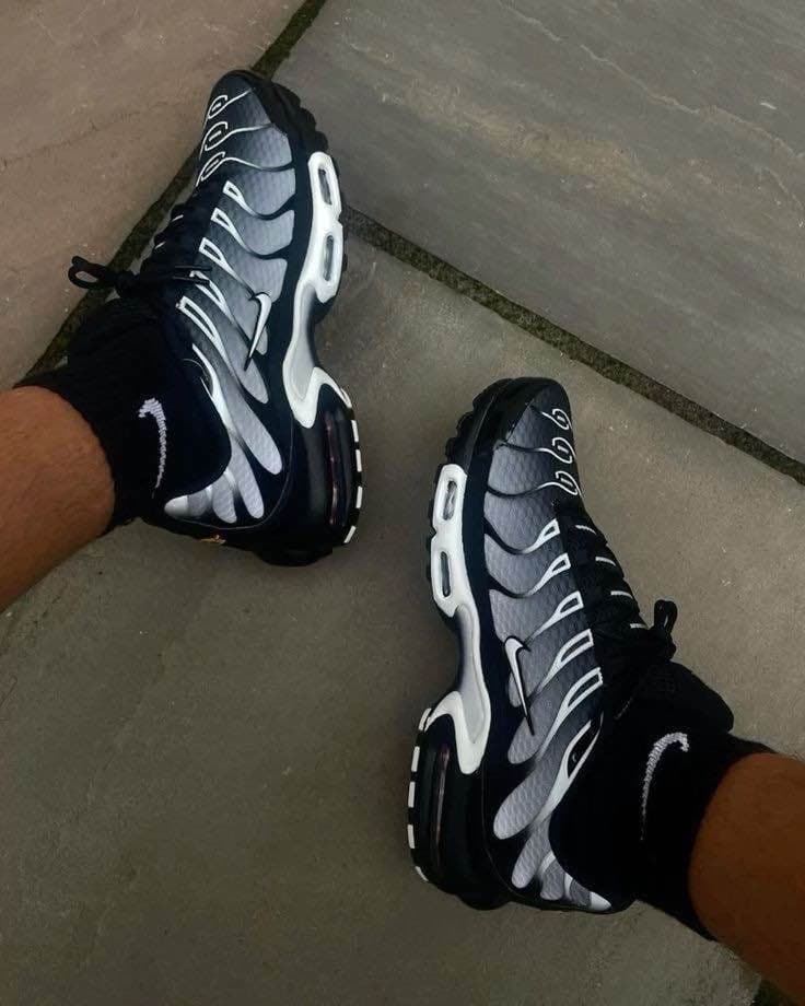NIKE TN AIR MAX